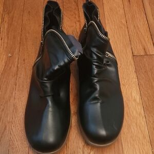 Black Ankle Boots with Zipper Detail